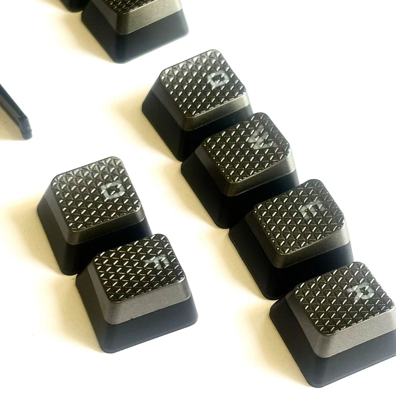 Corsair k63, k65, k68, k70, k9 - Gaming Keyboard Corsair のレビューと価格